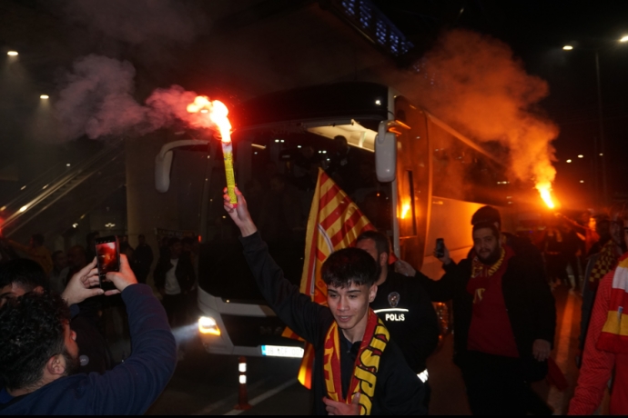 Kayserispor cokuyla karland
