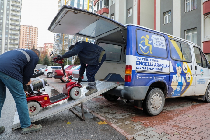 Engellilerin yz bu ilede glyor. 