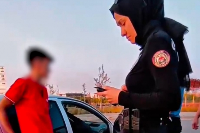 Kayseri Millet Bahesi'nde Geni apl Denetim: Kayp ocuklar Ailelerine Teslim Edildi, alnt Motosiklet Ele Geirildi