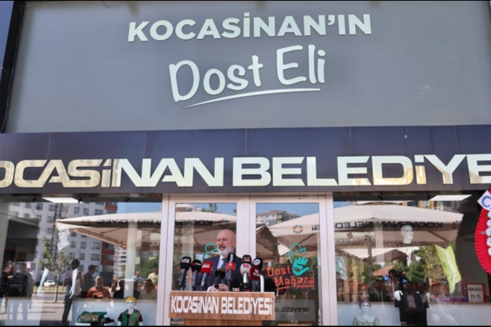 Dost Eli Dernekleiyor, Kayserinin Tmnde Sosyal Yardm A  Geniliyor