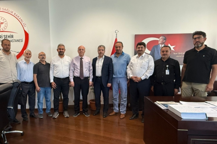 Cihannma Kayseriden ehir Hastanesi Bahekimine Hayrl Olsun Ziyareti