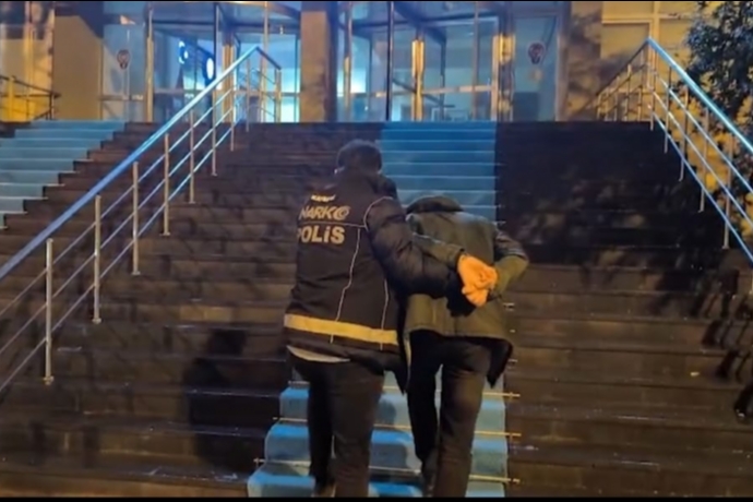 Kayseri'de 10 y�l 10 Ay Hapisle Aranan Firari H�k�ml� K�sk�vrak Yakaland�