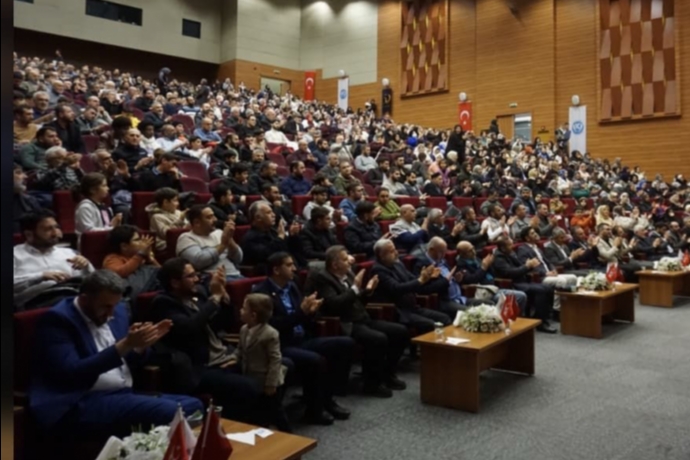 Sevdam�z Gen�lerimiz: Kayseri�de Fetih Ruhu Ve Kud�s Sevdas� Salona S��mad�