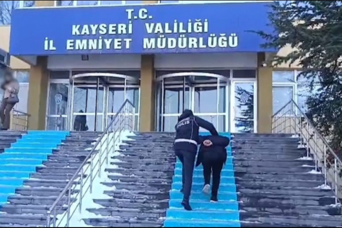 Kayseri'de 8 Y�l Hapisle Aranan Firari H�k�ml� Yakaland�
