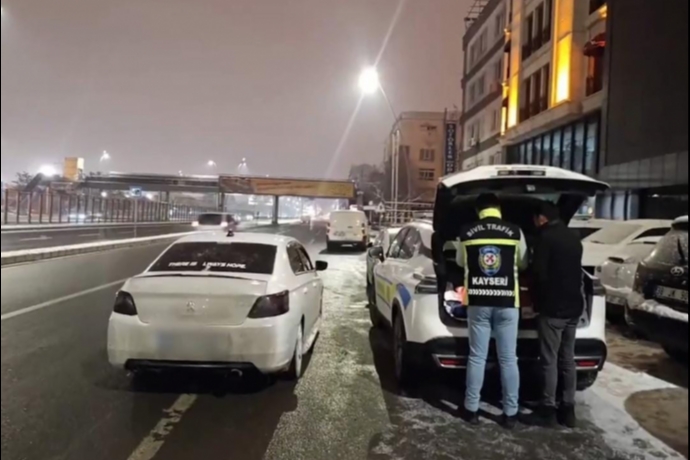 Kurals�z Direksiyonlara A��r Fatura: Kayseri�de Trafik �hlallerine Rekor Ceza