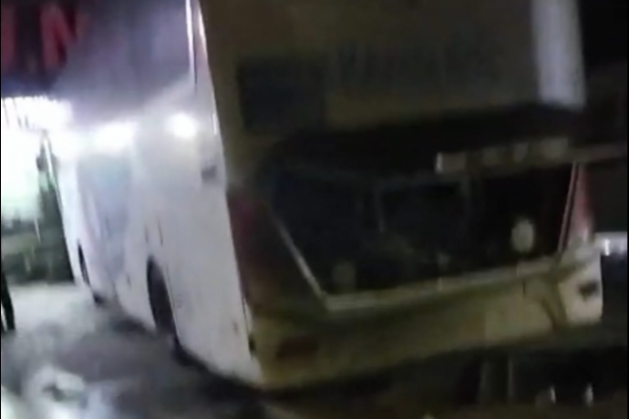 Eksi 10 Derecede Yolculuk �ilesi: Kastamonu-Kayseri Otob�s� Yolda Kald�