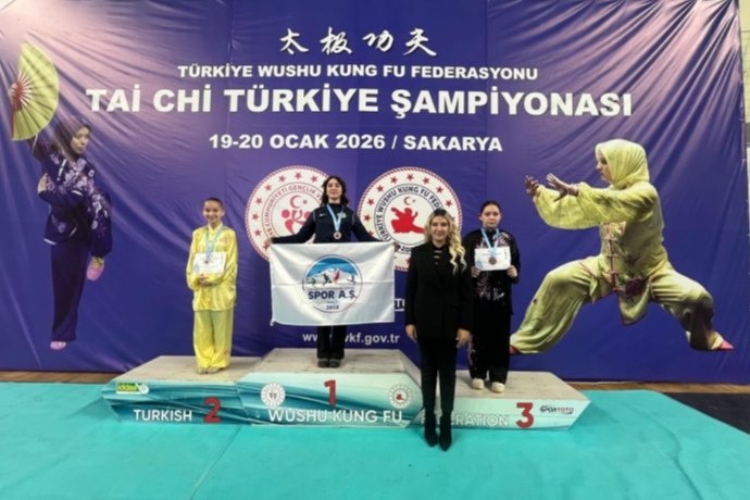 Tai Chi Minderinde Kayseri F�rt�nas�: Minik Ve B�y�kler T�rkiye Zirvesinde