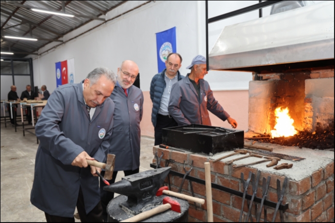 Talas�ta Gelenek Gelece�e Usta Ellerde Hayat Buluyor