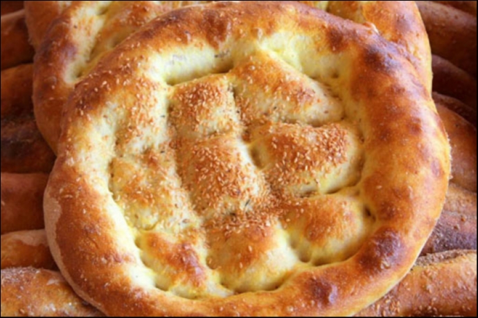 Ramazan Sofralar�na Pide Ayar�: 160 Gram Pide Ka� Liradan Sat��ta