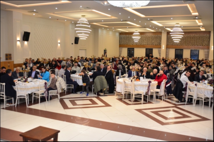 �stanbul�da Ayn� Masa Etraf�nda Bulu�tular: Yahyal�lar Araba�� Sofras�nda Bir Araya Geldi