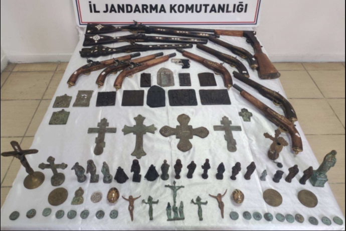 Kayseri�de Tarihin �zine Bask�n: �Anadolu Miras�� Operasyonunda 80 Eser Yakaland�