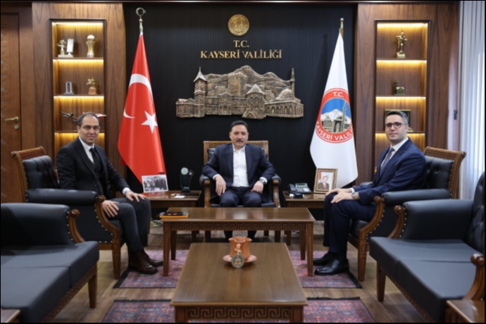 Kayseri Devlet Hastanesi�nde Yeni D�nem, Ba�hekim ��l�den Vali �i�ek�e �lk Ziyaret