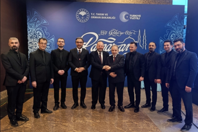 Talas��n ���i Korosu Cumhurba�kan� Erdo�an��n �ftar�nda Sahne Ald�: �lk Turne �stanbul�a