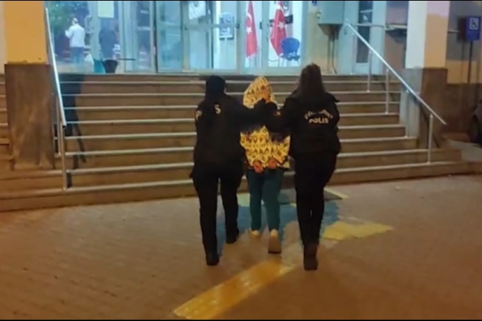 Kayseri �l Emniyet M�d�rl��� 19 Y�l Hapisle Aranan H�k�ml�y� Operasyonla Yakalad�