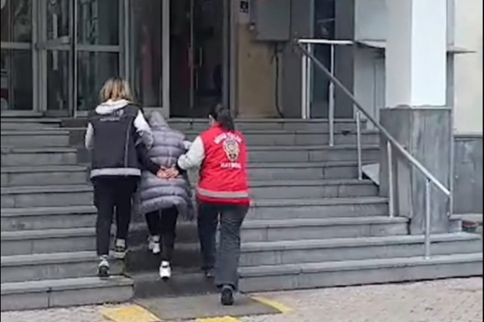 Kayseri�de 123 Y�l Cezal� Kad�n Nas�l Sakland�? Polisi Bile �a��rtan Operasyon!