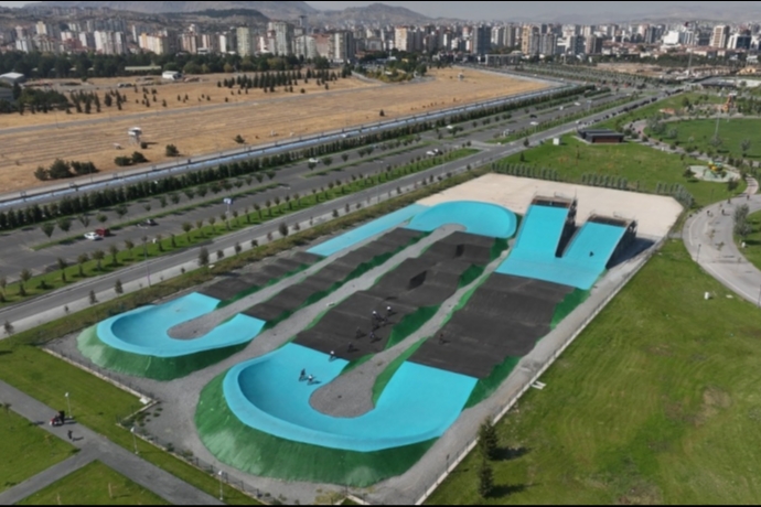 Kayseri�de Adrenalin Zirveye ��kt�! Gen�ler Bu Parkurdan Ayr�lam�yor